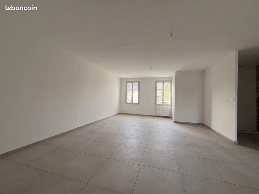 Appartement 2 pièces 62 m² · à Jassans-Riottier · 62 m² · 770 €/mois