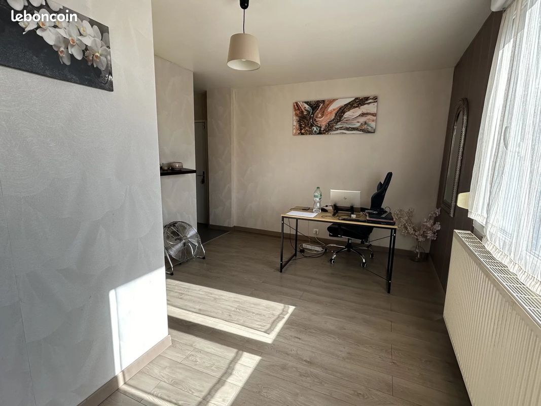 Appartement a louer saint-quentin - 3 pièce(s) - 116 m2 - Surfyn