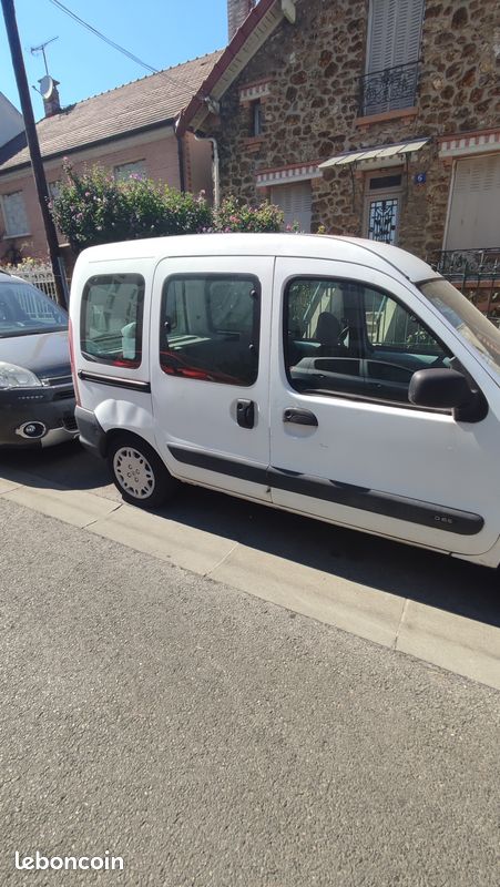 Voiture Renault Kangoo 2002 5 places 1.9 d65 automobile (image 5)