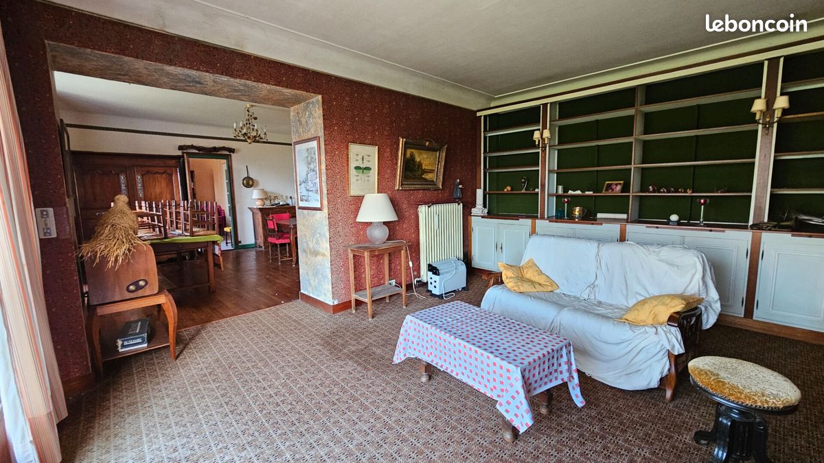 Maison 10 pièces 300 m² - Coulon 79510 (image principale 1)