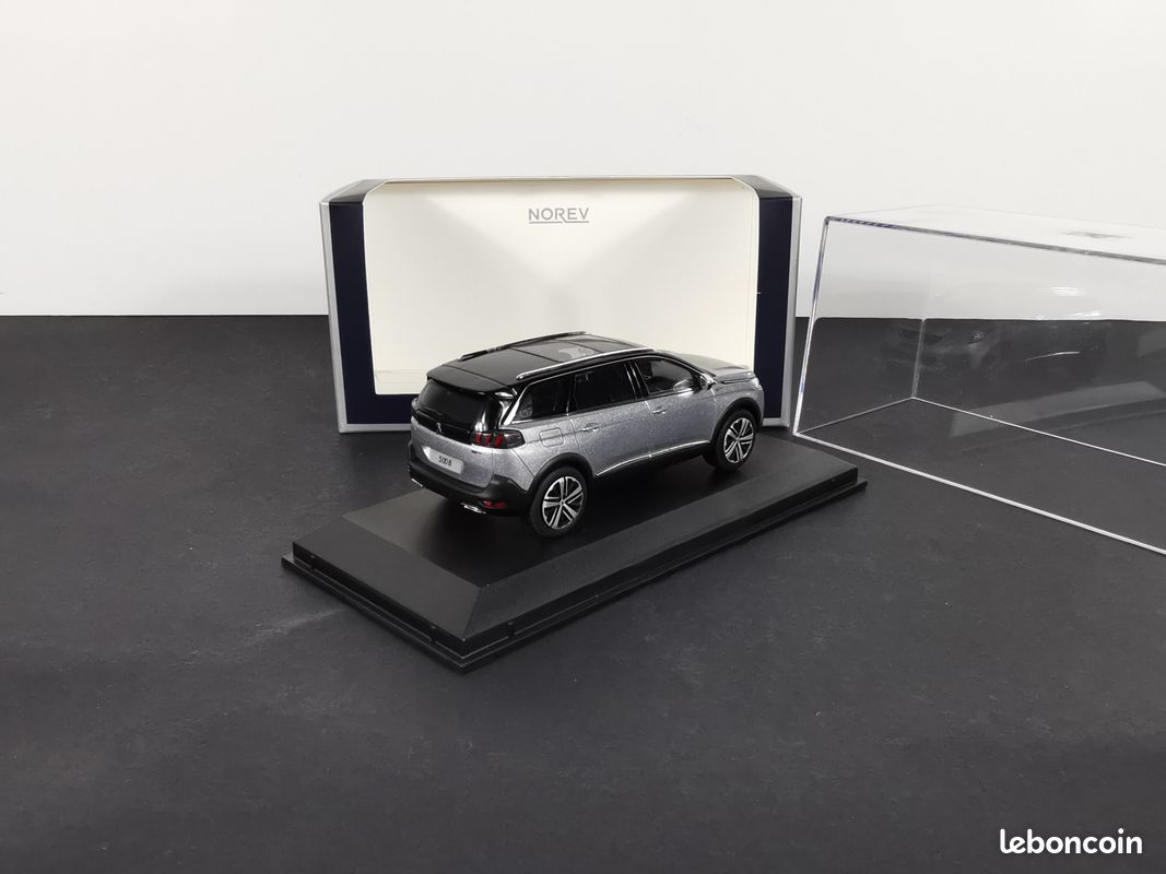Minicar 1/43 Peugeot 5008 Gt 2016 Artense Grey 473894