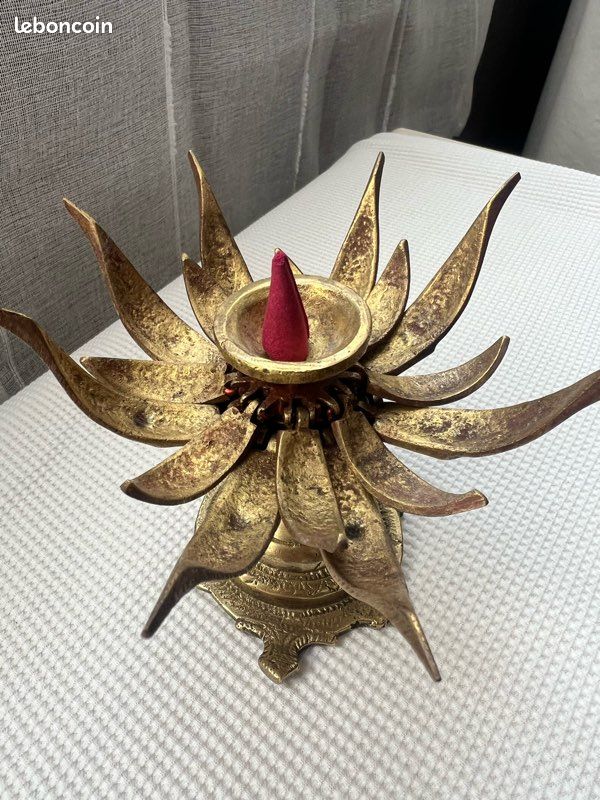 Fleurs de lotus brule encens en bronze (image 4)