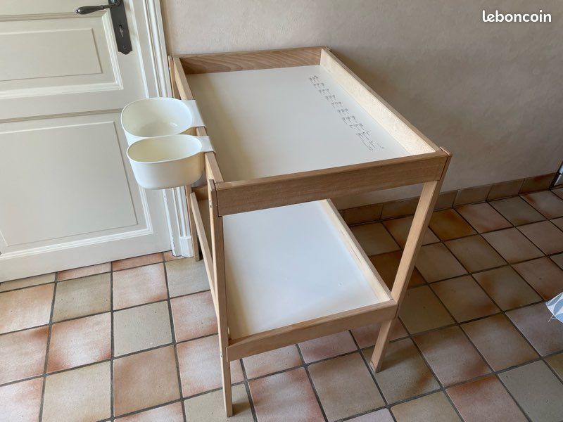 Table à langer en bois (image 3)
