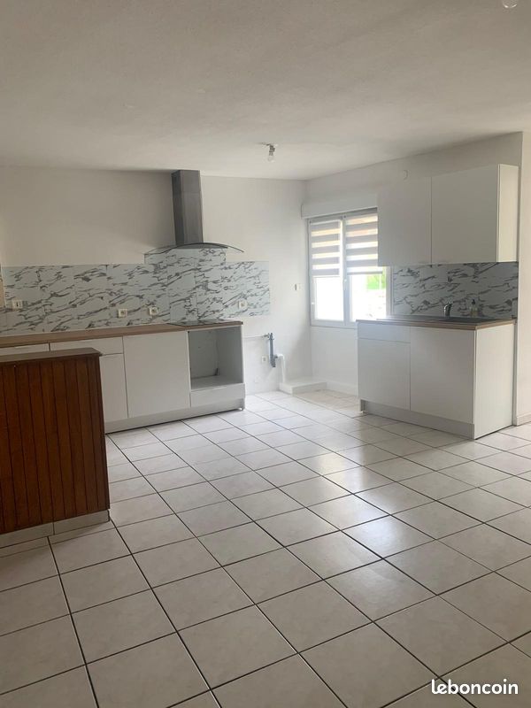 Appartement 4 pièces 91 m² · à Livron-sur-Drôme · 91 m² · 720 €/mois