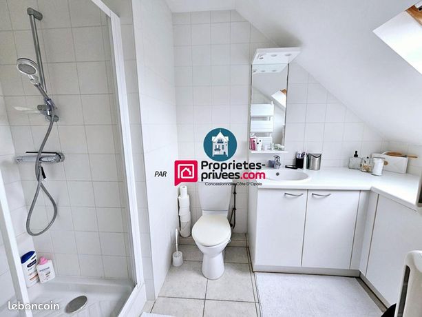 https://img.leboncoin.fr/api/v1/lbcpb1/images/f5/5c/39/f55c39d07d2bd1c14b80f9c51448ba80ca578fb6.jpg?rule=ad-image