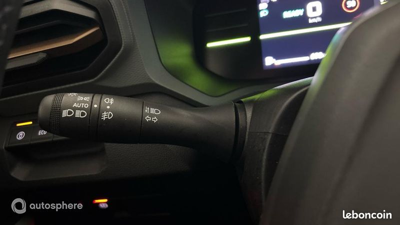 Dacia Duster 1.6 hybrid 140ch Extreme (image 23)