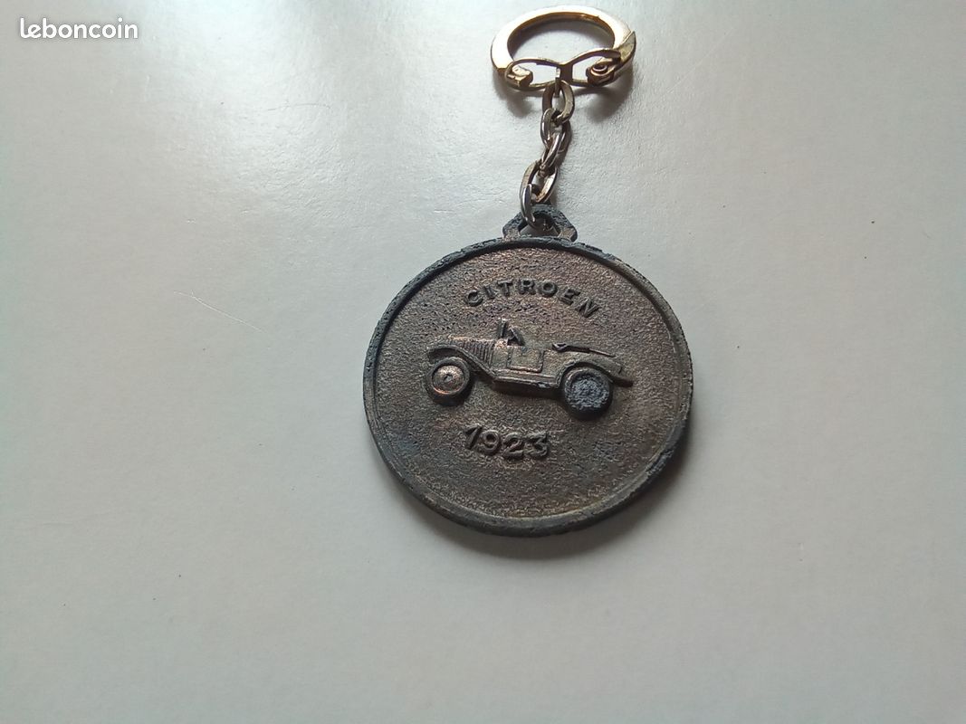 Porte-clés Vintage SEPA – France Années 1960 – Amortisseurs – Automobilia