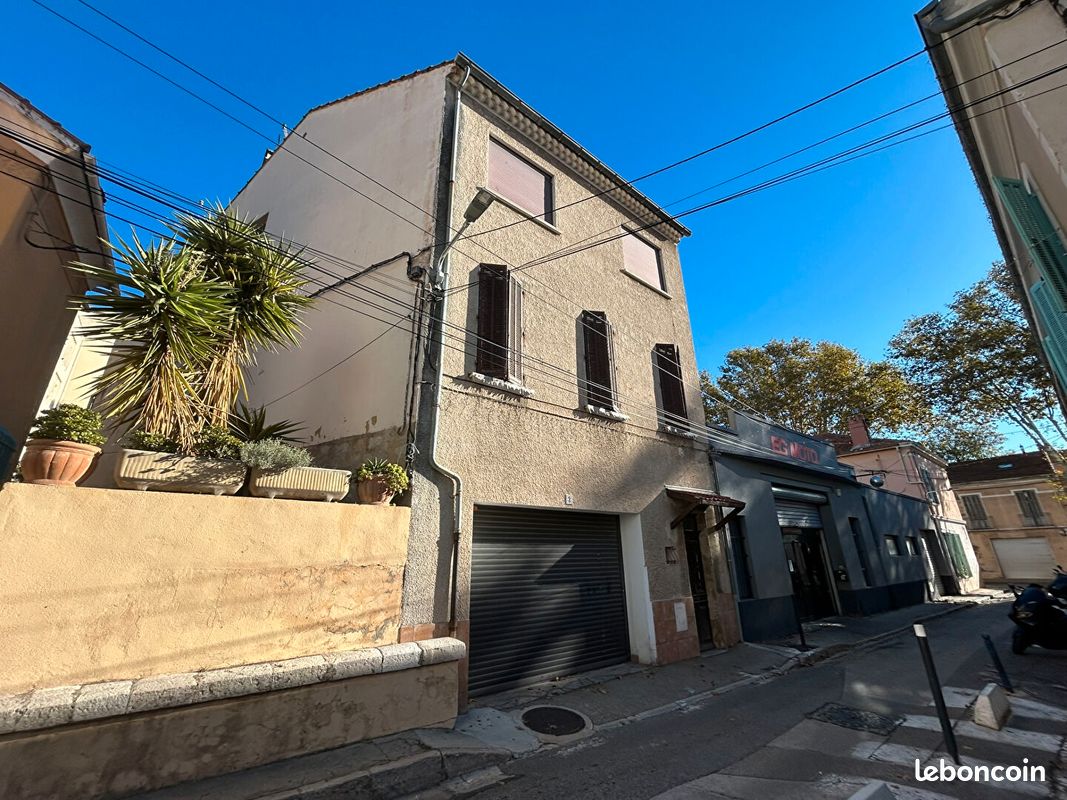 Maison 6 pièces 192 m² · à La Seyne-sur-Mer · 192 m² · 425 000 €