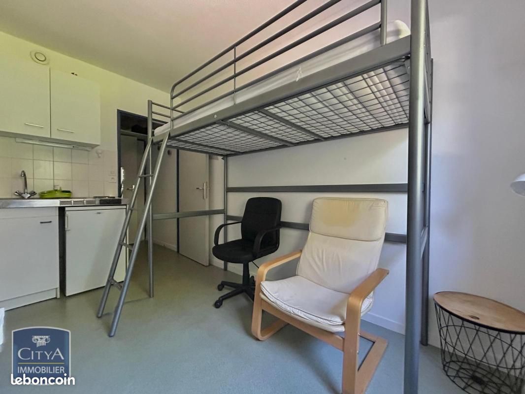 Appartement 1 pièce 13 m² · à Tours · 13 m² · 380 €