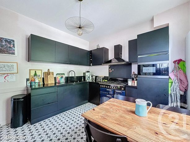 Maison 7 pièces 178 m² — 7