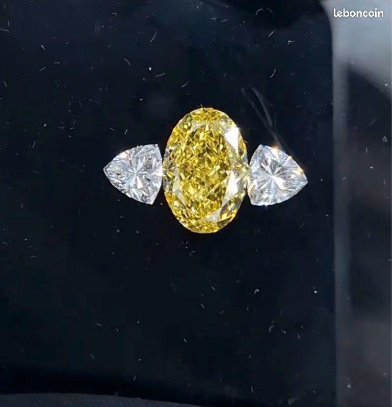 Ct chacun (Ovale & Trillion) Couleurs D & Jaune (image 1)
