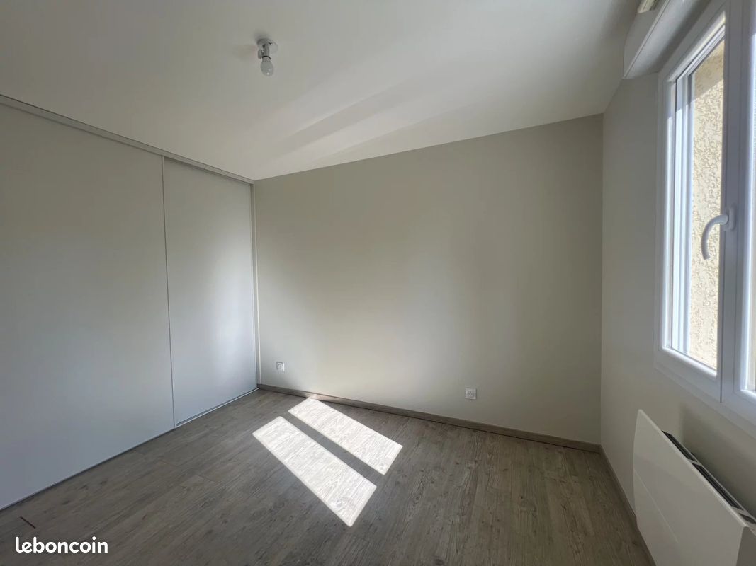 Maison a louer oyonnax - 4 pièce(s) - 97 m2 - Surfyn