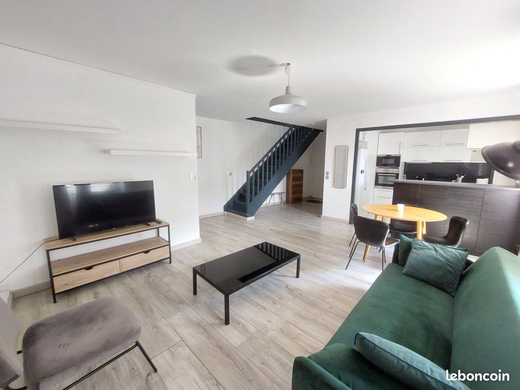 Appartement 4 pièces 84 m² · à Saint-Étienne · 84 m² · 790 €