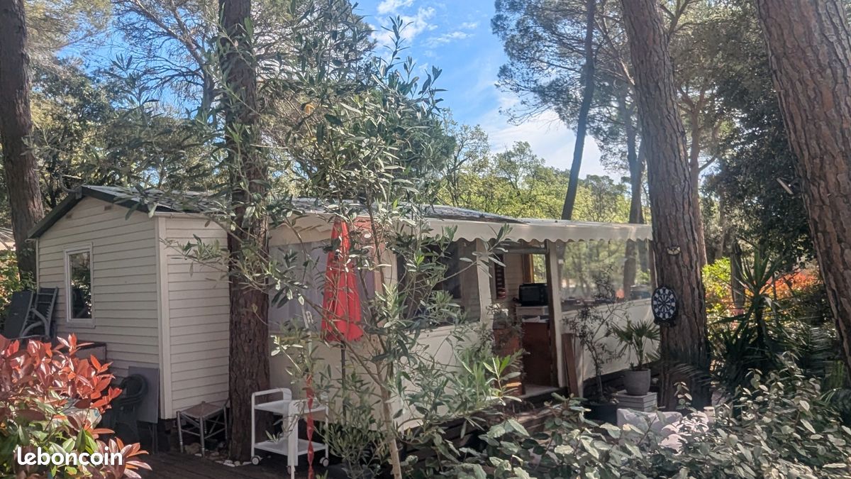 Local commercial 3 pièces 25 m² · à Puget-sur-Argens · 25 m² · 25 000 €
