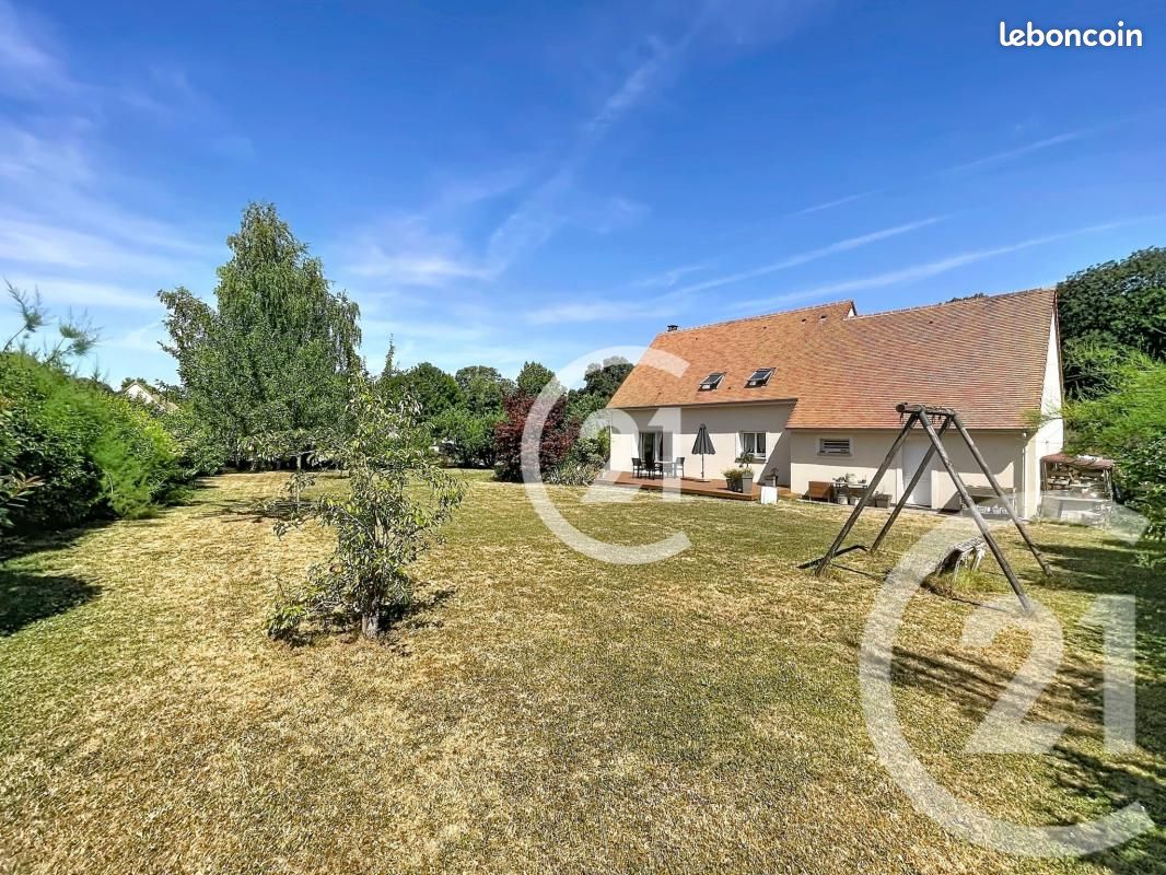 Maison 6 pièces 126 m² · au Castelet · 126 m² · 379 000 €