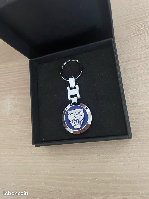 Porte-clé Jaguar bleu réversible neuf avec boîte (image 5)