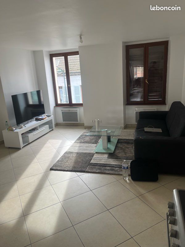 Appartement 1 pièce 35 m² · à Corbeil-Essonnes · 35 m² · 750 €/mois