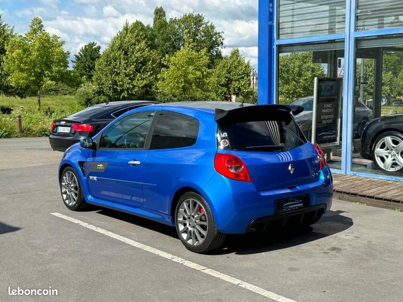 RENAULT CLIO 3 RS R27 2.0i 197 ch N•0477 DISTRIB OK (image 4)