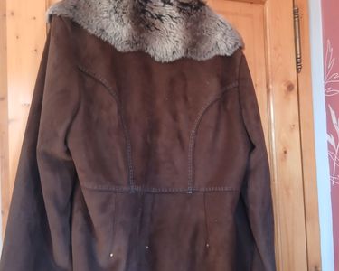Manteau Noir à Fausse Fourrure Pour Femme - Taille 38, Marque N À-K D, Occasion Très Bon état
