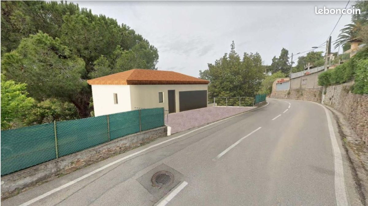 Terrain 583 m² Cannes · 340 000 €