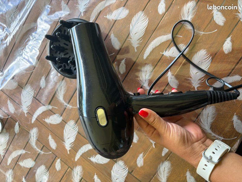 Sèche cheveux + diffuseur (image 2)