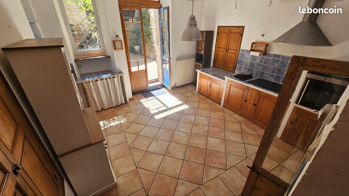 Maison 7 pièces 180 m² · à Malaucène · 180 m² · 286 000 €