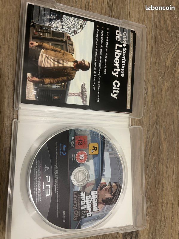 GTA IV Edition Intégrale Avec Episodes From Liberty City Sur PS3 - Version Française En Bon état