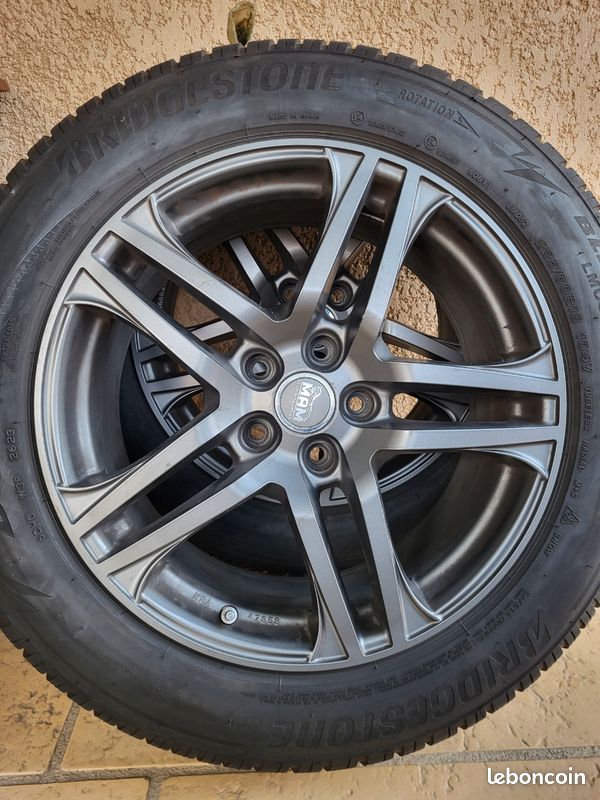 Roue complete Jante + pneu hiver pour SUV lexus nx ,Toyota bmw x1 x3 (image 3)