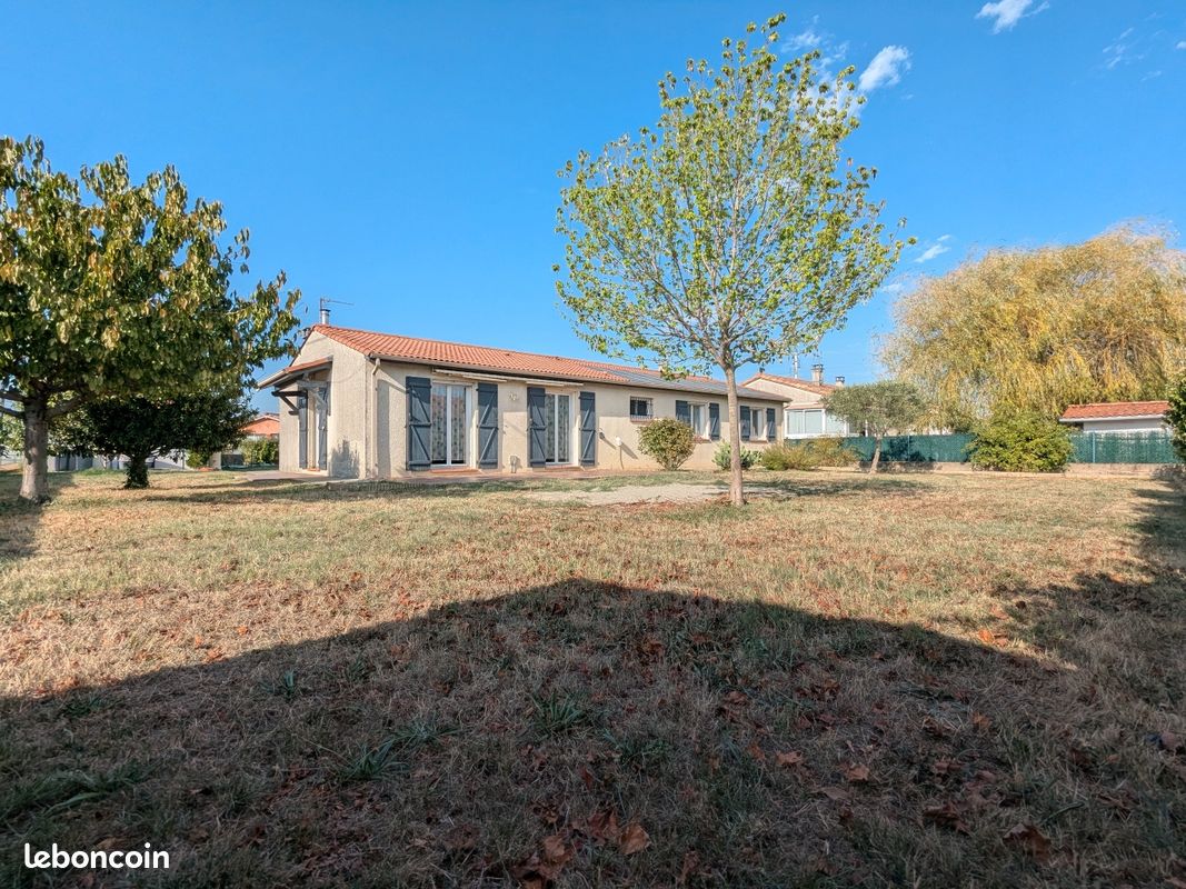 Maison 5 pièces 108 m² · à La Tour-du-Crieu · 108 m² · 260 000 €