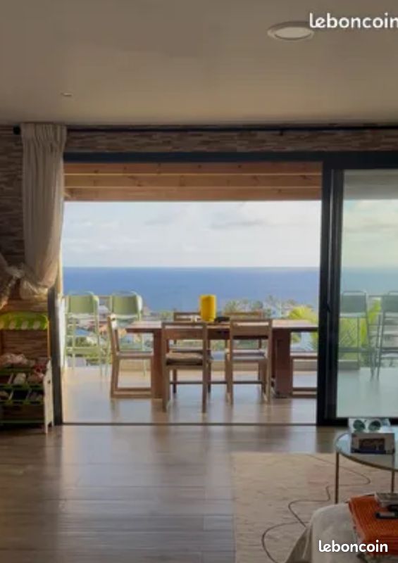 Maison 6 pièces 198 m² · à Saint-Pierre · 198 m² · 690 000 €