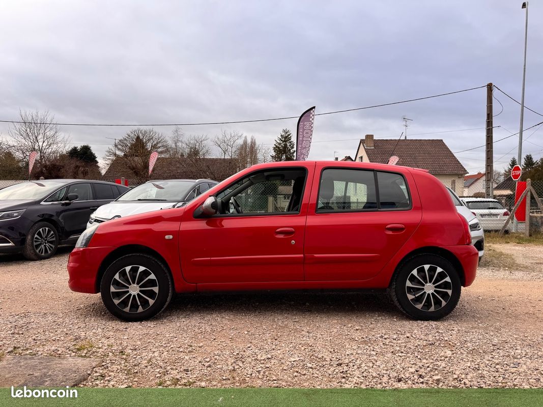 RENAULT Clio Campus 1.2 16V 75 CV eco2 Pack Clim PREMIERE MAIN (image 4)