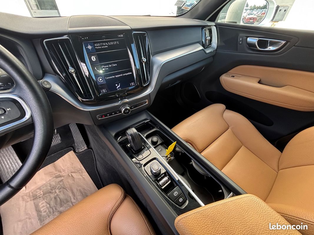 Volvo XC60 Business Executive AWD Geartronic (image 16)