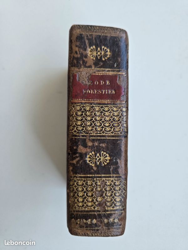 CODE FORESTIER EXPLIQUÉ PAR LES MOTIFS ET LA DISCUSSION Chauveau, A. 1827 (image 4)
