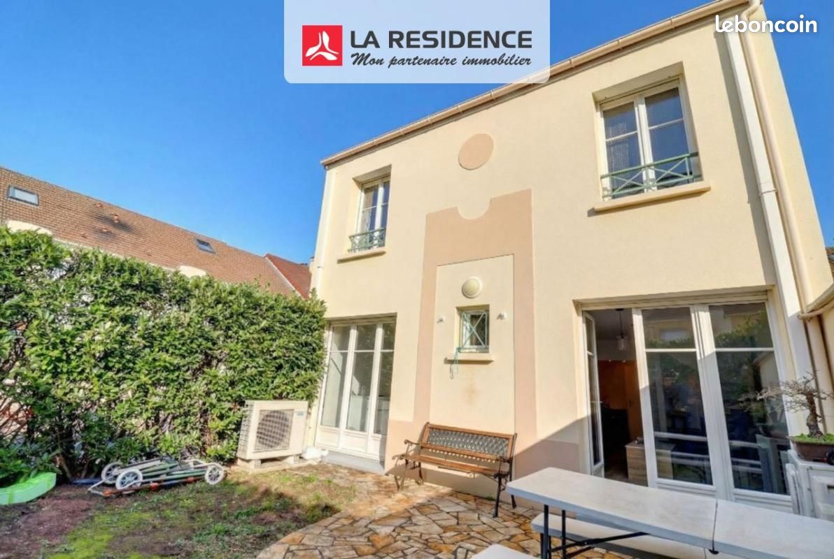 Maison 6 pièces 106 m² · à Poissy · 106 m² · 420 000 €