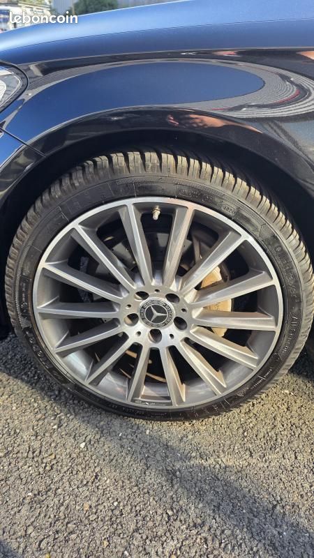 Mercedes Classe C 200 2.1D AMG LINE – AIRMATIC TOIT PANO INTÉRIEUR ROUGE (image 14)