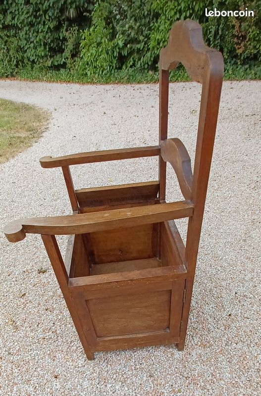 Chaise Coffre en bois (image 2)