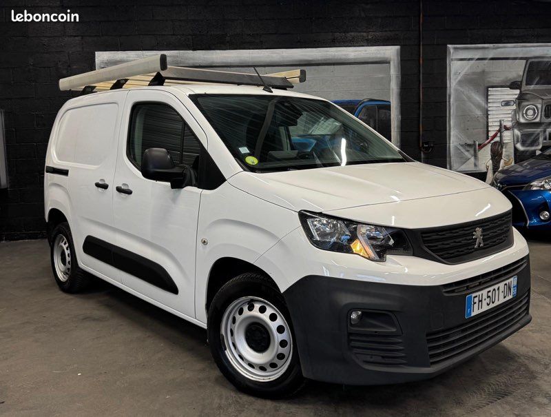 Peugeot Partner 1.6 BlueHDI 100ch Asphalt 06/2019 (image 3)