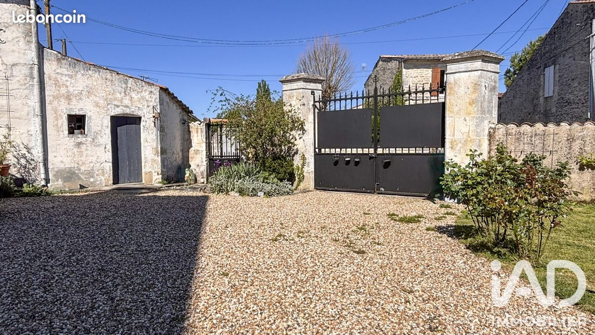 Maison 7 pièces 229 m² · à Migron · 229 m² · 364 000 €