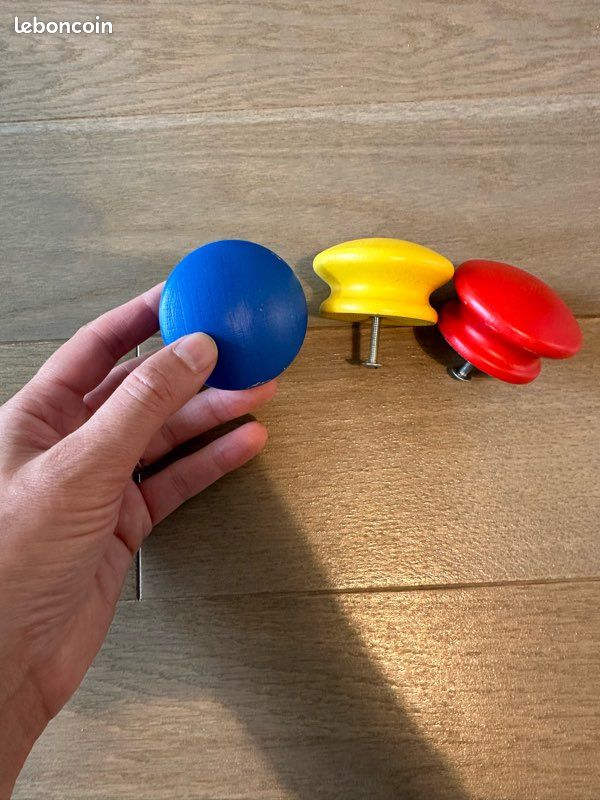 Poignées de meuble enfant rouge jaune bleue (image 2)