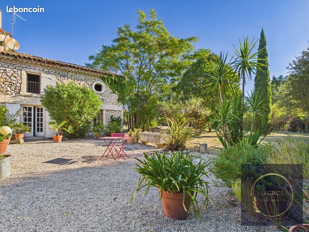 Maison 3 pièces 100 m² · à Châteaurenard · 100 m² · 231 000 €