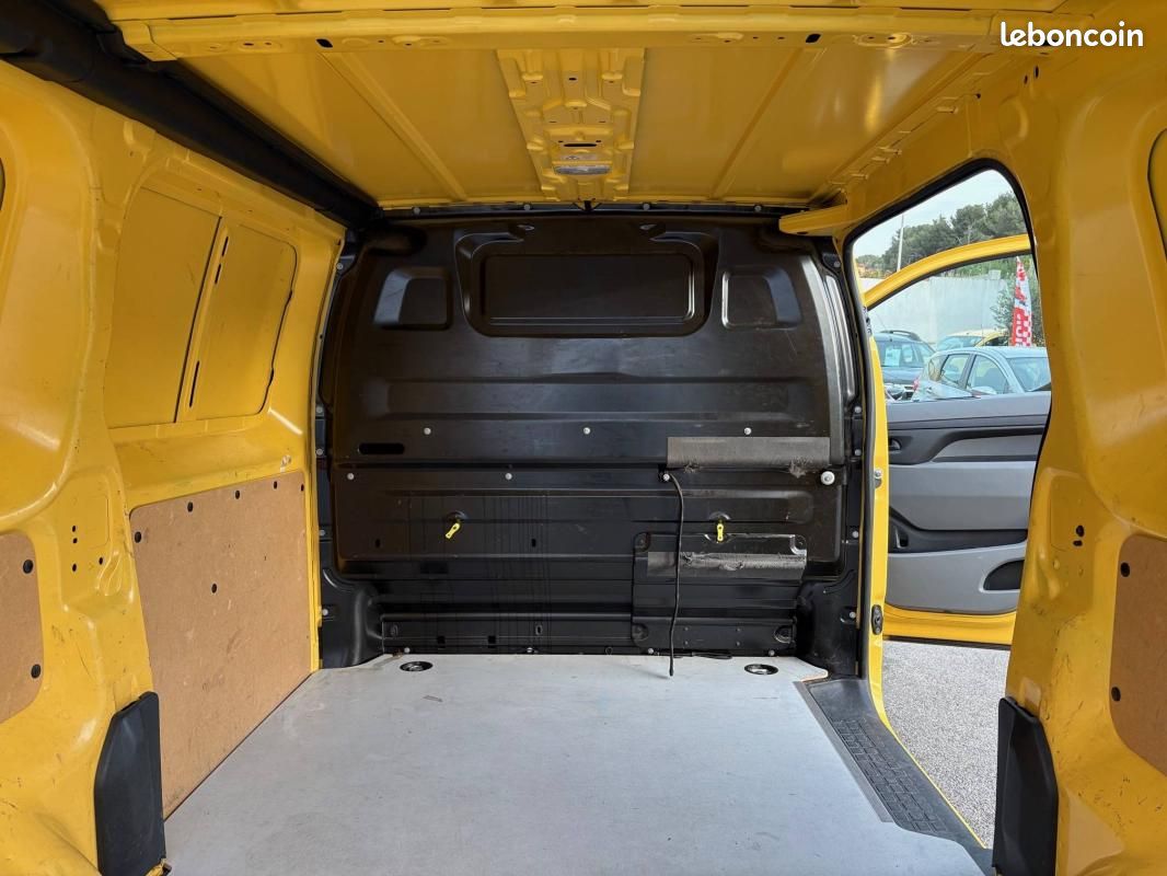 Citroën Jumpy M 1.6 BLUEHDI 95 CONFORT 3 PL (image 8)