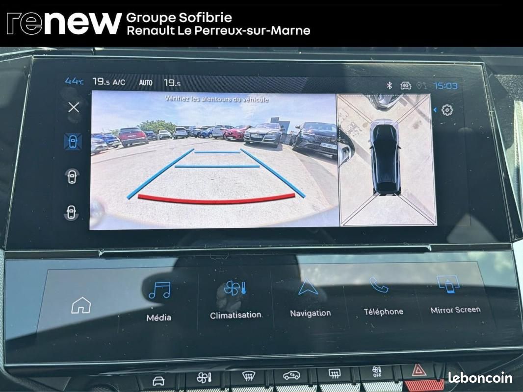 Peugeot 408 PHEV 225 e-EAT8 Allure Pack (image 22)