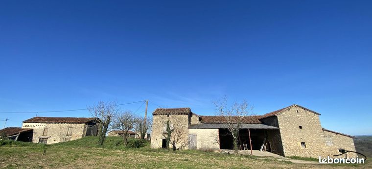 Maison 1 pièce 300 m²