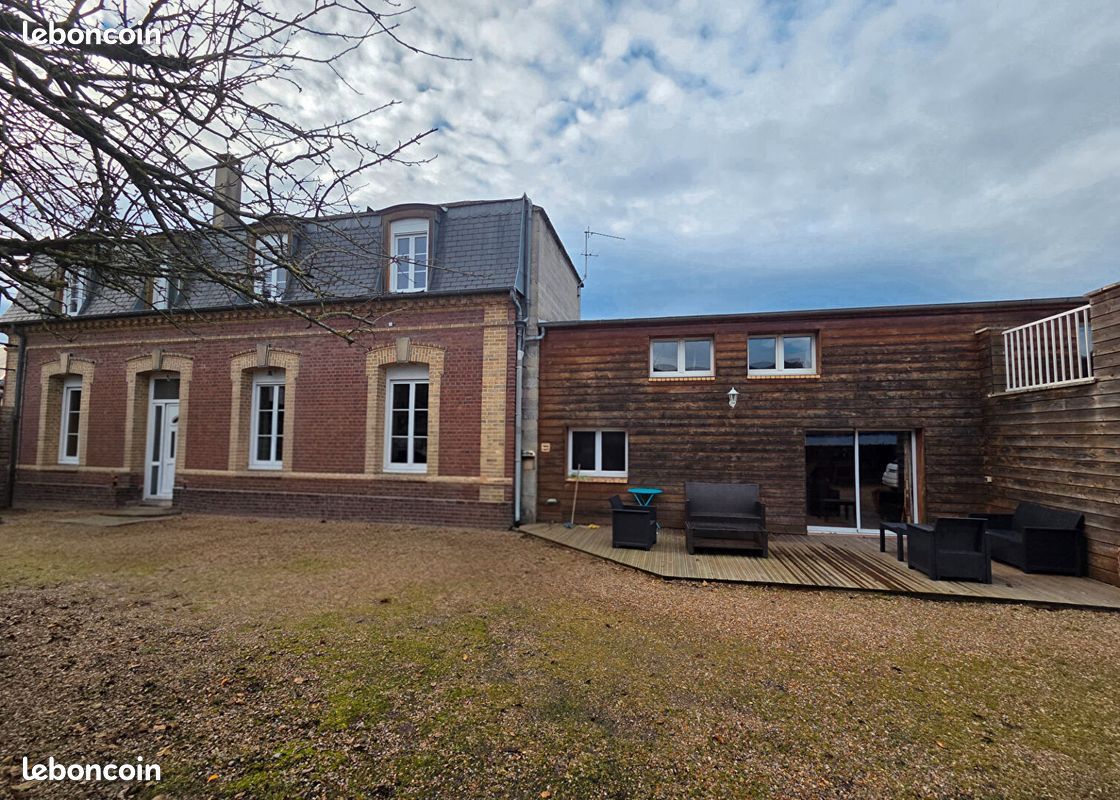 Maison 6 pièces 140 m² · à Caudebec-lès-Elbeuf · 140 m² · 215 000 €
