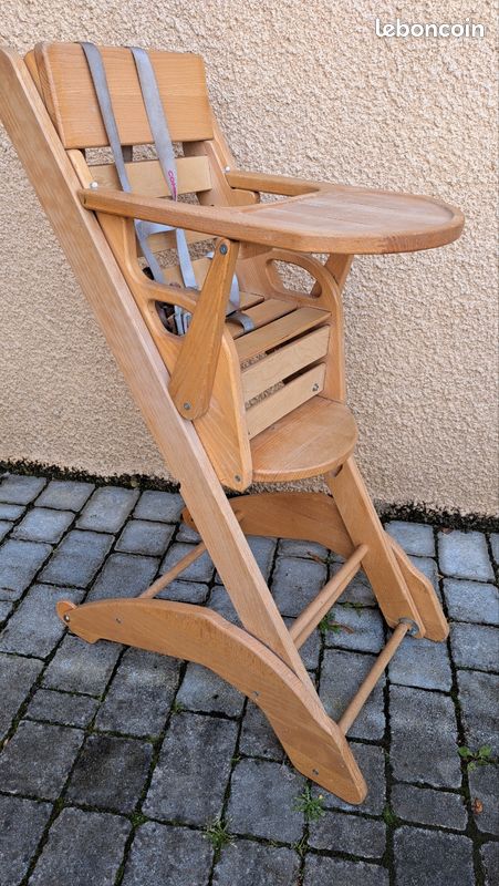 Chaise haute combelle pliable (image 4)
