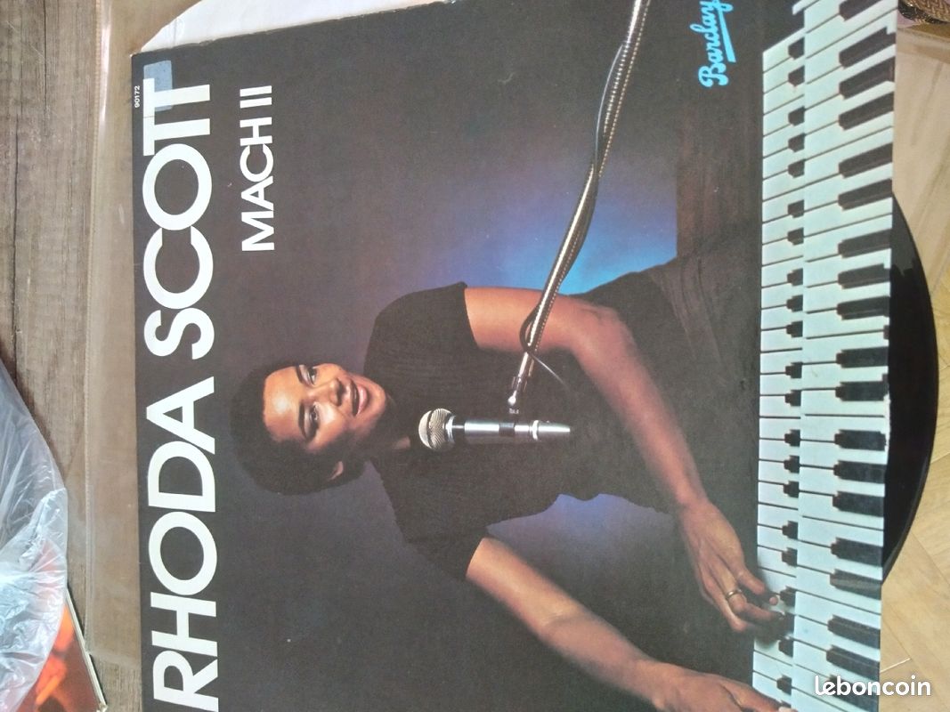 Disque vinyl 33T en très bon état (image 1)