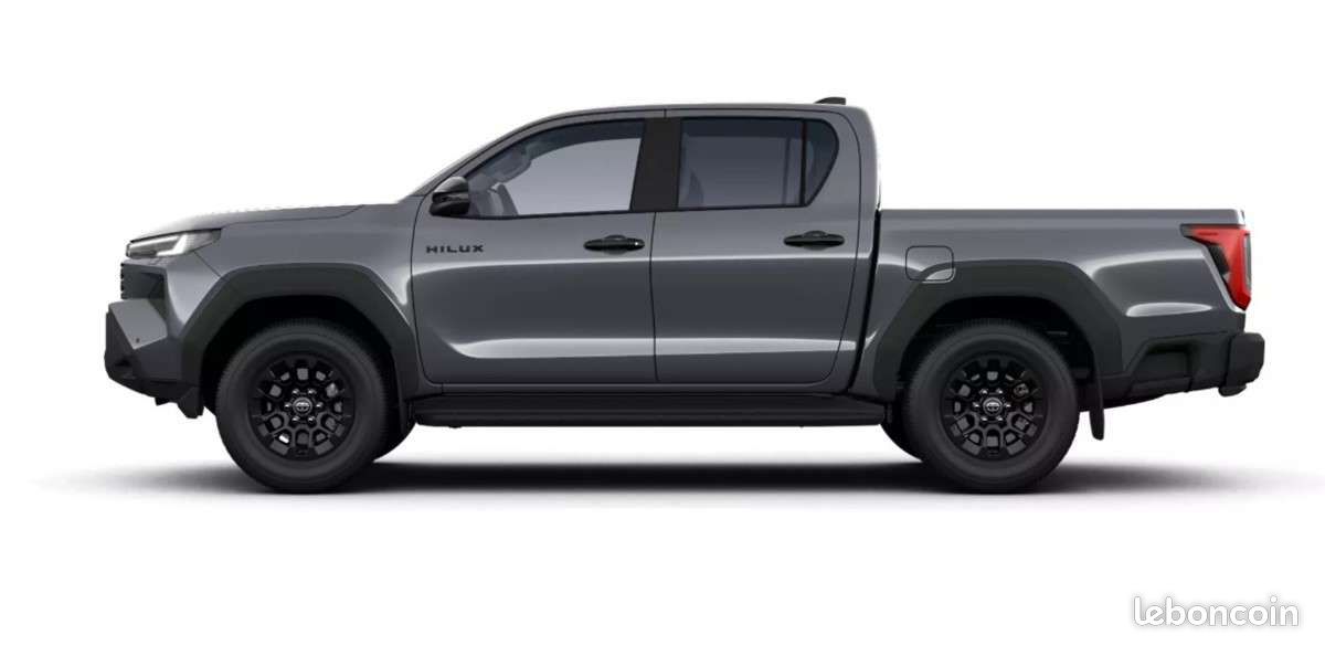 Toyota Hilux NEW 2.8 204 BVA CONFORT 4PL (image 8)