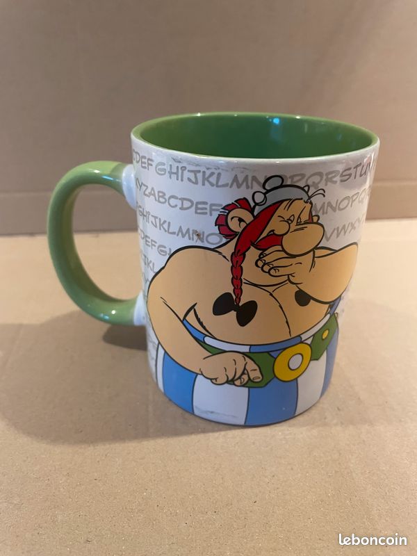 Mug Astérix Et Obélix - Scène De Pétanque "Je Tire Ou Je Pointe" - Céramique, 325 Ml, Neuf Avec Boîte