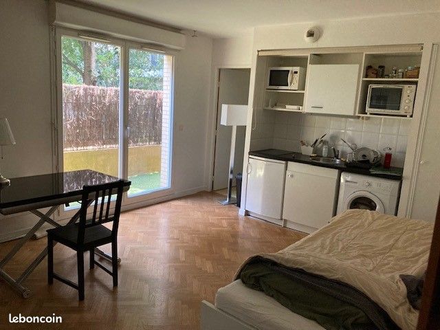 Appartement 1 pièce 24 m² · à Courbevoie · 24 m² · 950 €/mois