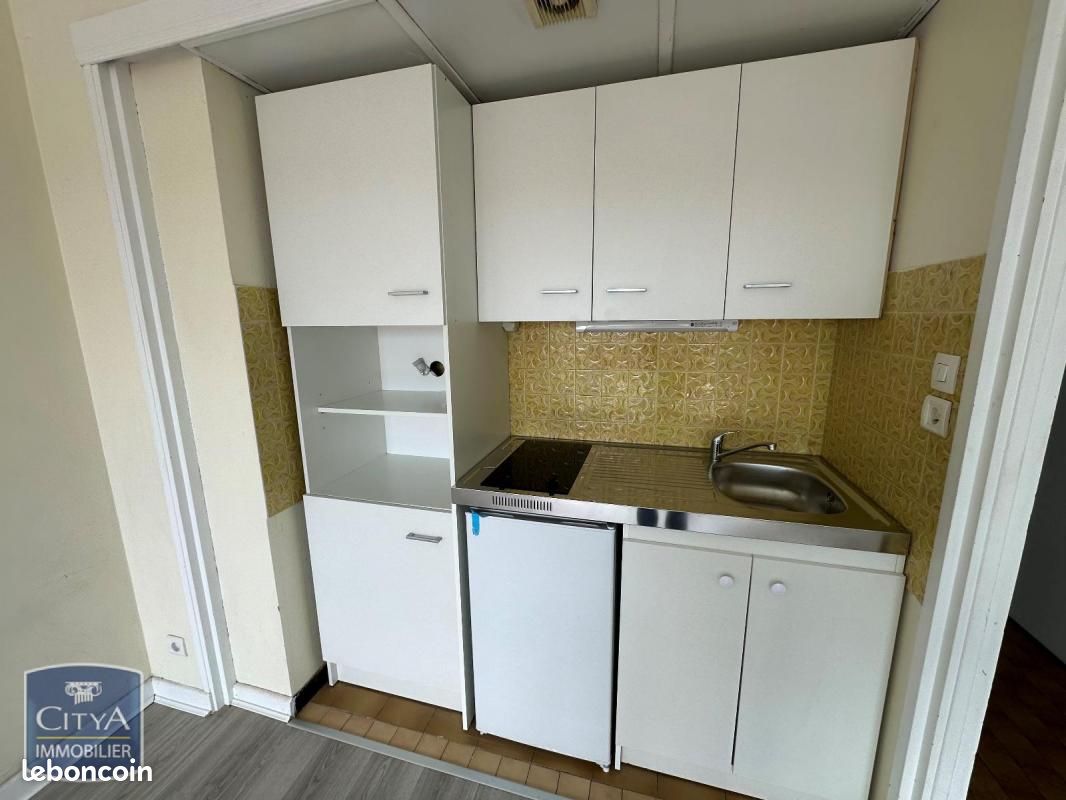 Appartement 1 pièce 32 m² - Brive-la-Gaillarde 19100 (image principale 0)